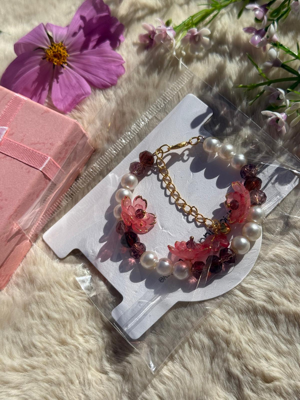 Velvet Rose Pearl | Pearl & Floral Bracelet